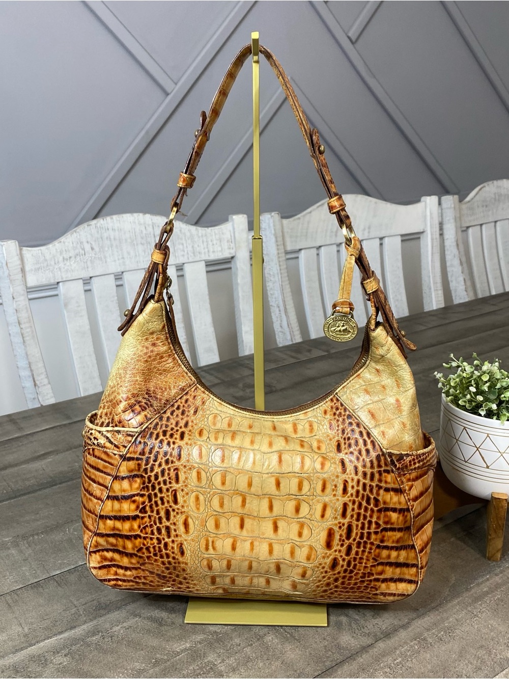 Brahmin Toasted Almond Crocodile Embossed Leather Hobo Shoulder Bag Vintage